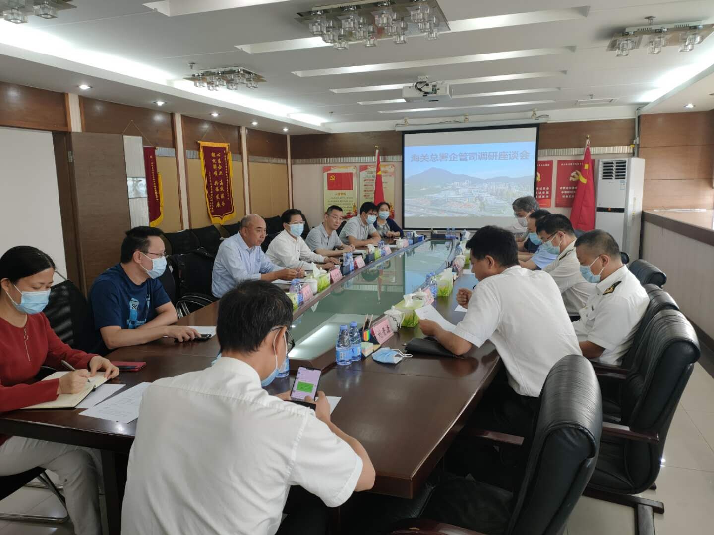 海关总署企管司调研组一行到盐田综合保税区调研