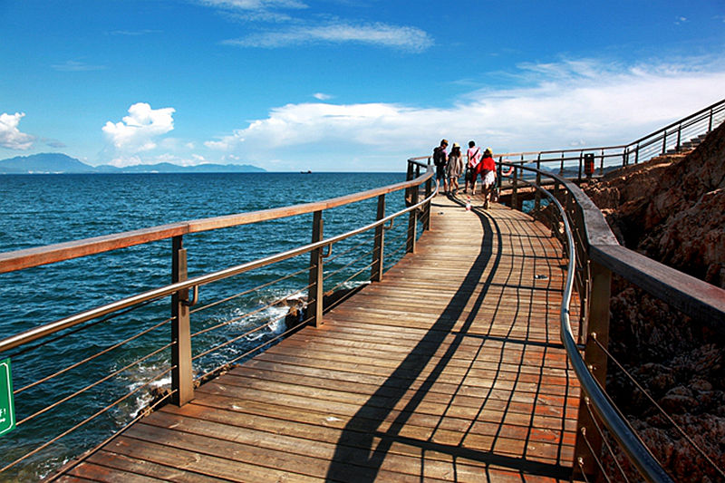 海滨栈道风景照 (4).jpg