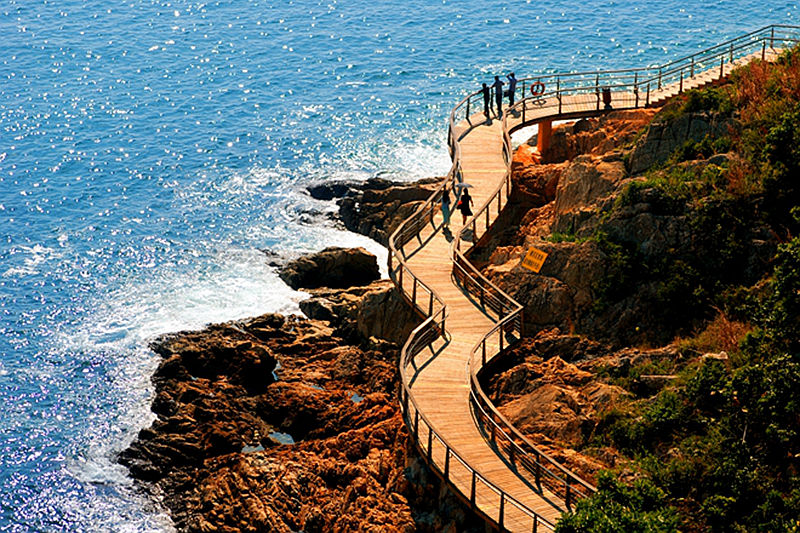 海滨栈道风景照 (3).jpg
