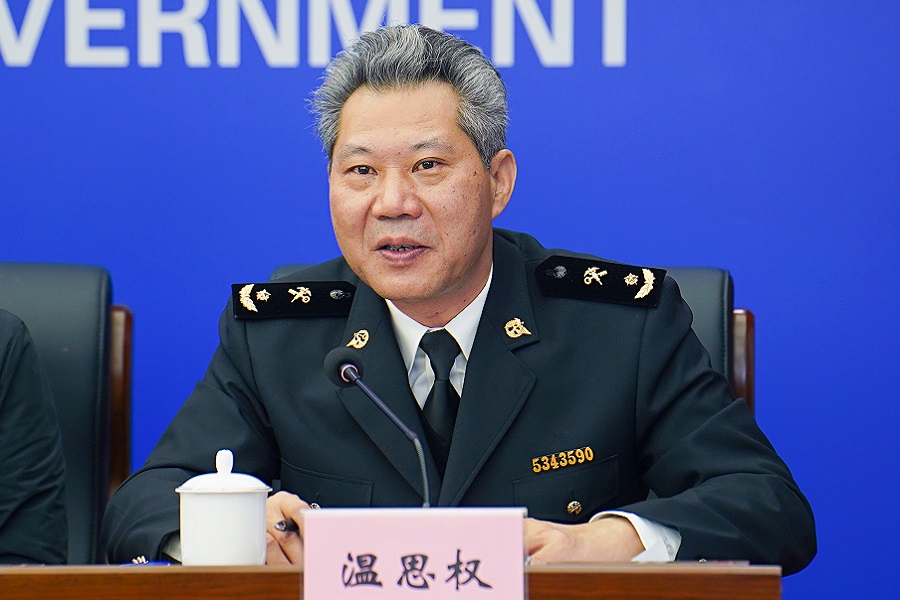 发布人：大鹏海关党委书记、关长 温思权.jpg