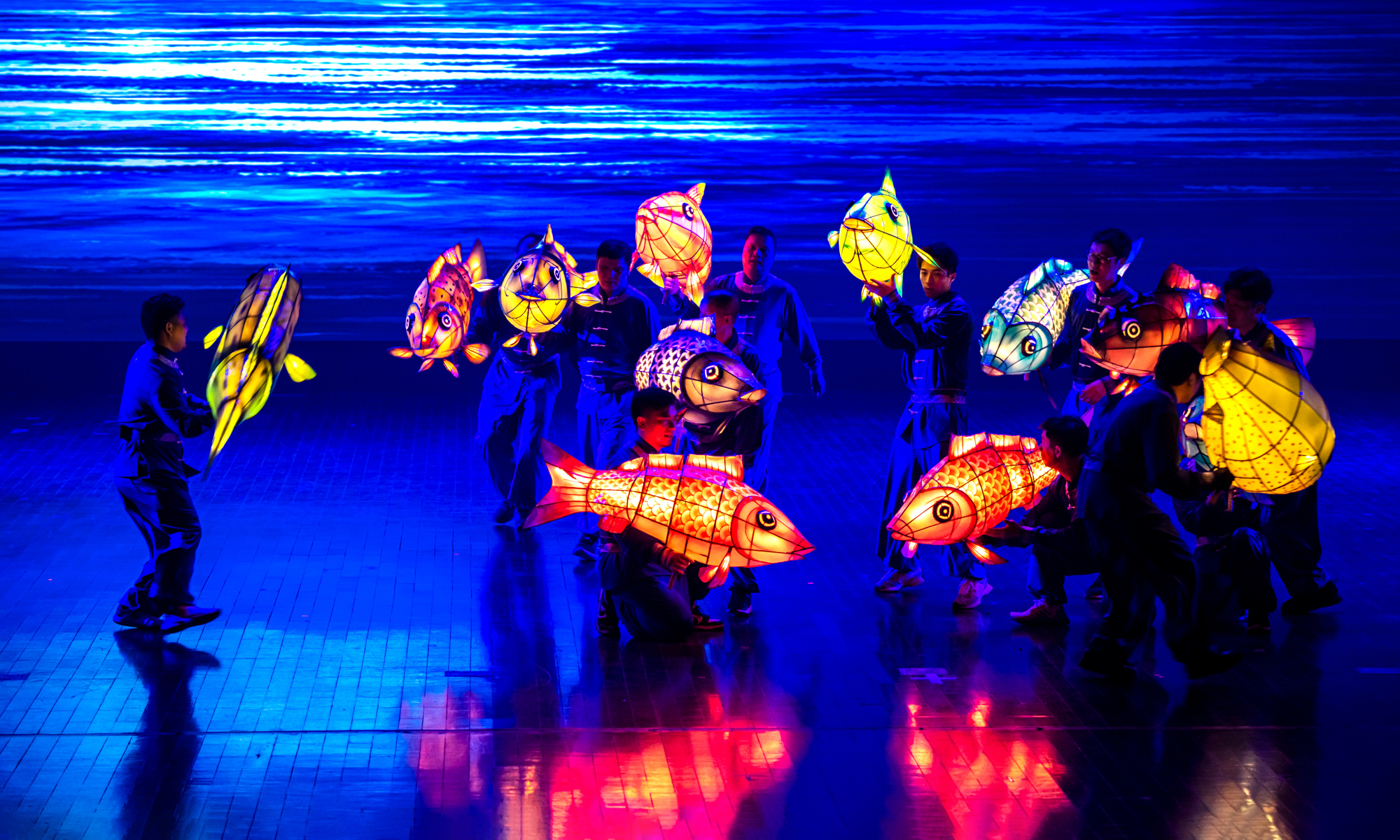 11月18日在盐田会堂举办“鱼跃鹏城 非遗焕新”2022年第十二届深圳市沙头角鱼灯节非遗展演活动2.jpg