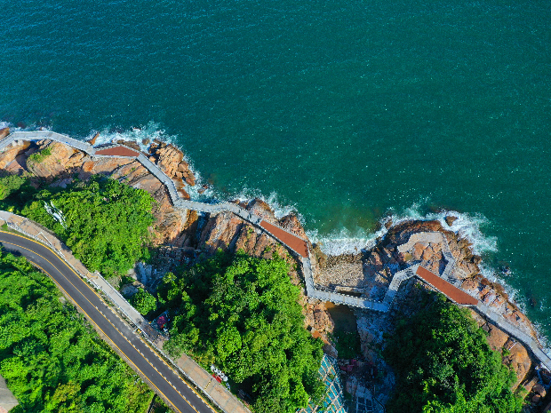 美丽海滨栈道（1）